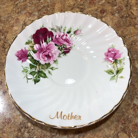 Rare Royal Patrician “Mother” Rose Tea Cup & Saucer Lined In 18 Karat Gold - Picture 7 of 10